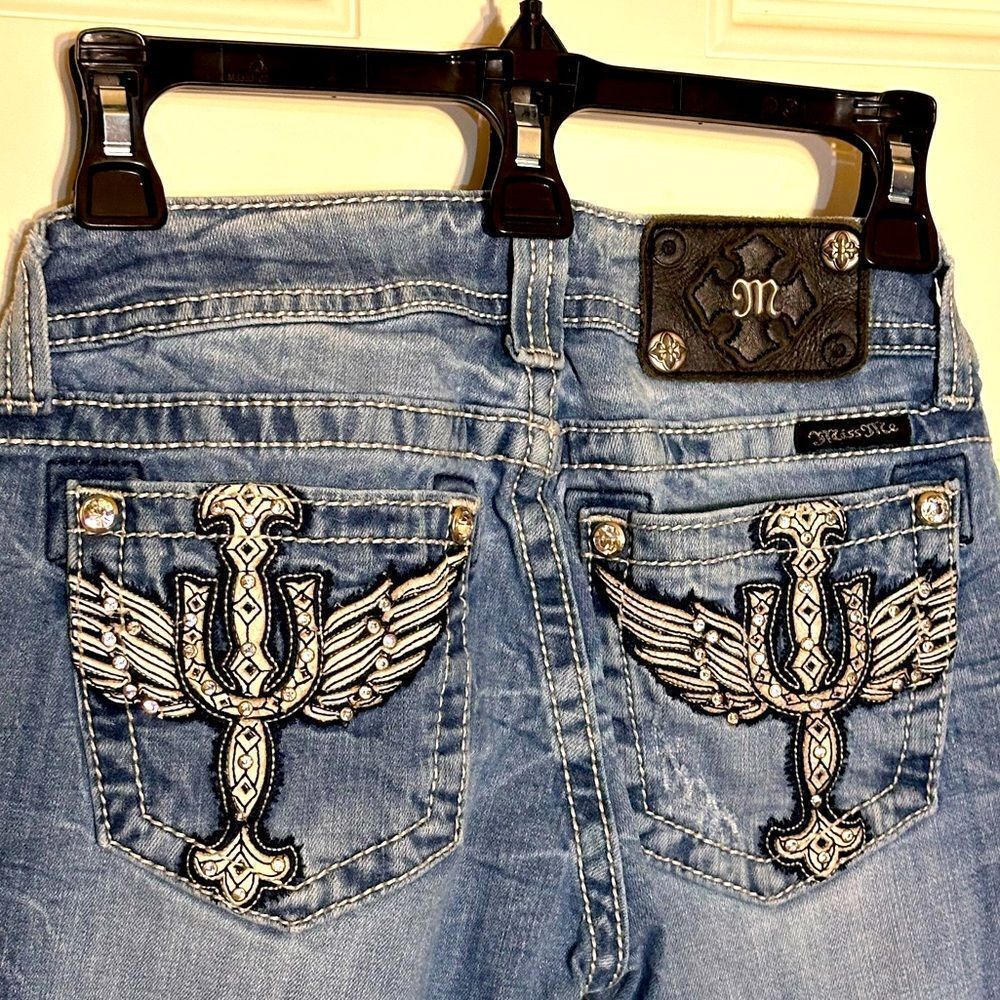Miss Me Girls European size 26 Jeans JW5804B - See size chart in pics
